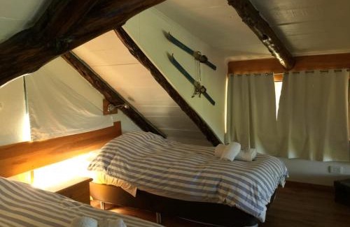 Trevelin Ski Chalet | Pet-Friendly Oceanfront Retreat at Charret Trevelin