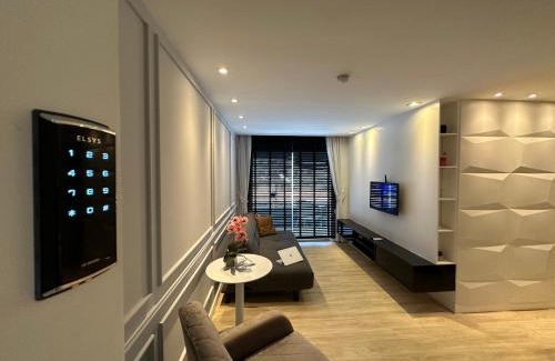 Aldeota Apartment | Elegant Chartres Residence with Hot Tub & Breakfast Included