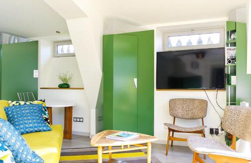 Cauderan Apartment | Family-Friendly Stay at Chartreuse du Parc in Caudéran