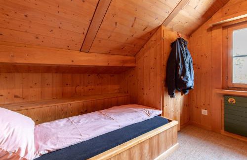 Ardez Apartment | Cozy Chasa Muglin Ardez: Family & Pet-Friendly Retreat