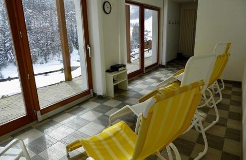 Ravaisch Apartment | Discover Chasa Vaidum: 4-Star Gem with Spa & Pool
