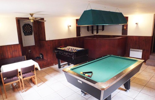Perstejn Cabin | Discover Chata Údolíčko: Pet-Friendly Retreat with Hot Tub