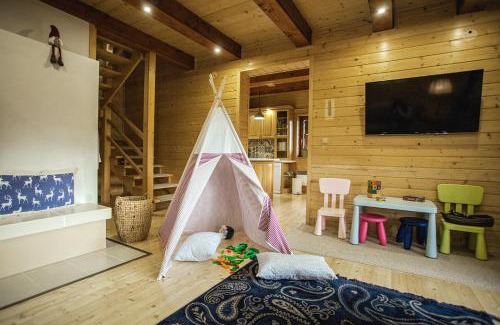 Litmanova Ski Chalet | Discover Chata Čučoriedka Litmanová: Guest Rated 9.8