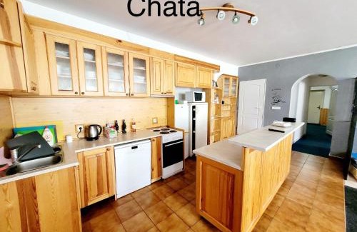 Smrzovka Apartment | Relax at Chata & Apartmán Nová Mýtina: Oceanfront Oasis