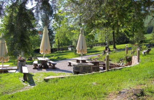 Vysoke Tatry Cabin | Top-Rated Chata Baba Yaga: Family-Friendly with Breakfast