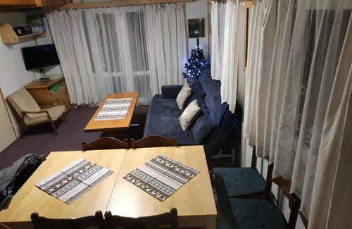 Ponikla Cabin | Pet-Friendly Getaway at Chata Babeta - Rated 9/10 by Guests