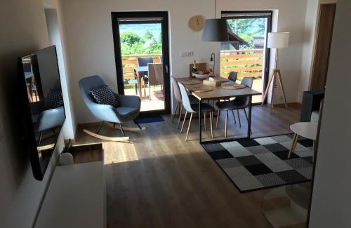 Cerna V Posumavi House | Chata Bellis: Family-Friendly Retreat with 9.4/10 Reviews