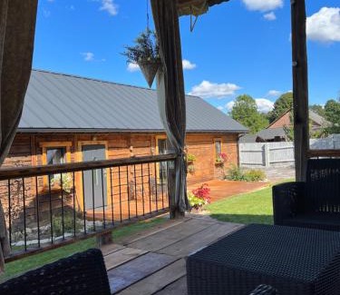 Adamow House | Discover Chata Borówkowe Wzgórze: Guest Rated 10/10