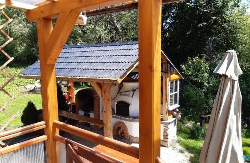 Vysny Kubin House | Guest Rated 9.5! Chata Emka with Hot Tub & Pet-Friendly