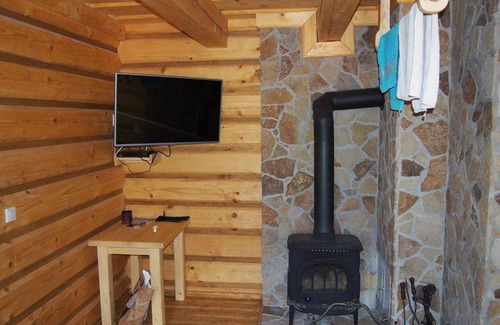 Klokocov House | Family-Friendly Retreat at Chata Gazdovský Dvor with Hot Tub