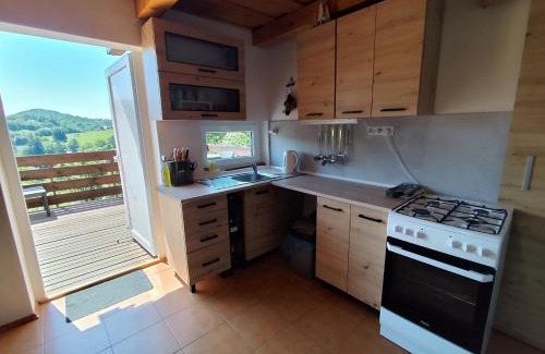 Hodrusa Hamre House | Pet-Friendly Retreat at Chata Hulina - Guest Rated 9.8/10
