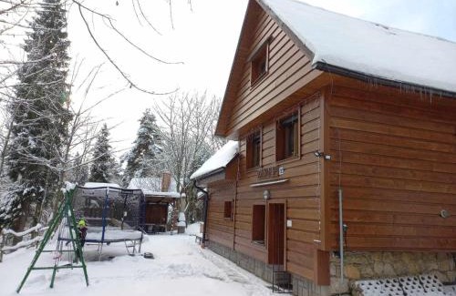 Vysne Ruzbachy Ski Chalet | Family and Pet Friendly Retreat at Chata Klaudia
