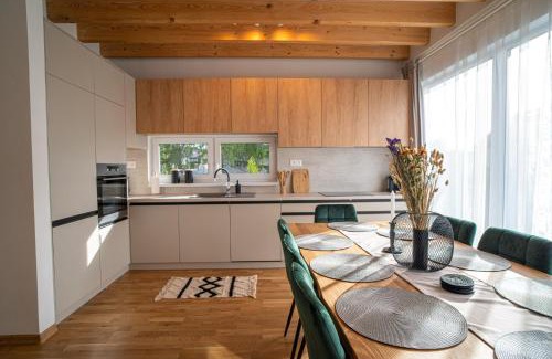 Nova Lesna House | Inviting Stay at Chata Lesnička with Family-Friendly Amenities