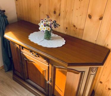 Smrecany House | Top-Rated Chata Lipa: Family-Friendly with Hot Tub Bliss