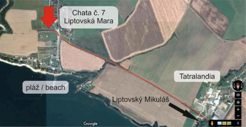 Liptovsky Trnovec Cabin | Pet-Friendly Chata Liptovská Mara with Ocean View & Hot Tub