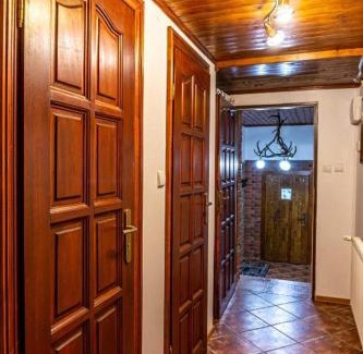 Bachledova dolina Ski Chalet | Discover Chata Mojer: Family & Pet-Friendly Retreat