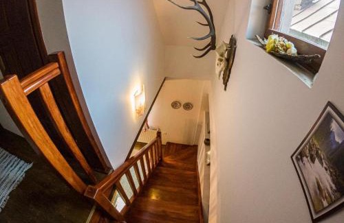 Bachledova dolina Ski Chalet | Discover Chata Mojer: Family & Pet-Friendly Retreat
