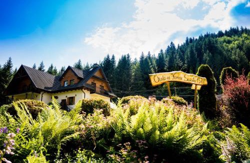 gmina Słopnice Bed & Breakfast | Experience Bliss at Chata "na Końcu" Świata with Ocean Views