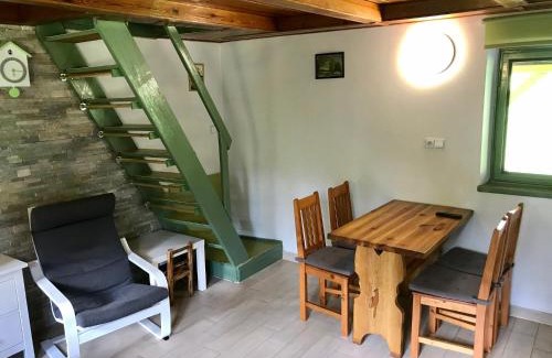Micov-Susice Cabin | Pet-Friendly Retreat at Chata na konci louky, Rated 9.4/10