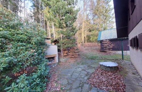Hutisko-Solanec House | Picturesque Chata na Poskle: Family & Pet Friendly Retreat