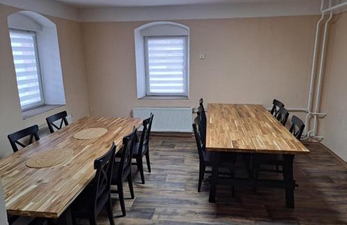 Loucna Pod Klinovcem Cabin | Family-Friendly Retreat at Chata Na Rozcestí for Pets