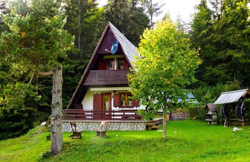 Raca Ski Chalet | Affordable Retreat at Chata pod grúúňom Awaits You