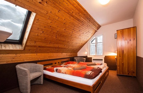Rokytnice nad Jizerou House | Relax at Chata Pod Lipami with Pool and Spa Amenities