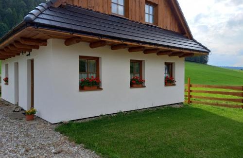 Velka Frankova House | Discover Chata pod lesom: Perfect for Families and Nature Lovers