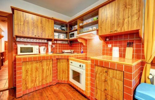 Loucna nad Desnou Cabin | Cozy Chata pod Mravenečníkem: Pet-Friendly Retreat
