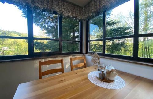 Roznov Pod Radhostem House | Family-Friendly Getaway at Chata pod pindulou - 8.8/10