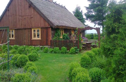 gmina Swiekatowo House | Eco-Friendly Retreat at Chata pod strzechą - Bory Tucholskie