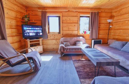 Necpaly House | Cozy Chata pri Kaštieli: Pet Friendly with Oceanfront Views