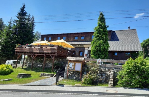 Mala Moravka Cabin | Discover Chata Resort Na Horské: Family-Friendly Getaway