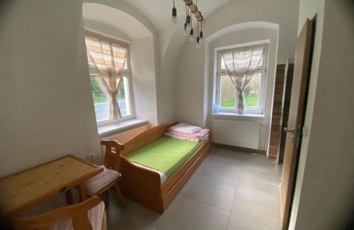 Mala Moravka Cabin | Discover Chata Sedmikráska: Family and Pet Friendly Retreat