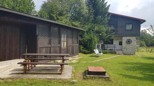 Stola Ski Chalet | Pet-Friendly Retreat at Chata Tatranka - Family Friendly Stay