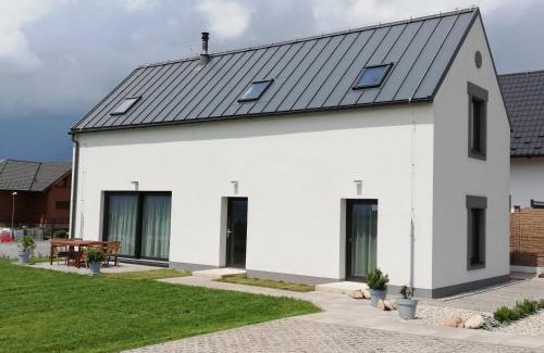 Velka Lomnica House | Child-Friendly Retreat at Chata Tatry Resort - Rated 9.8