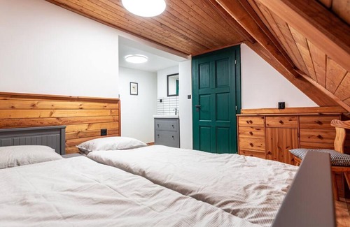 Bozi Dar Ski Chalet | Discover Family-Friendly Comfort at Chata u Židle