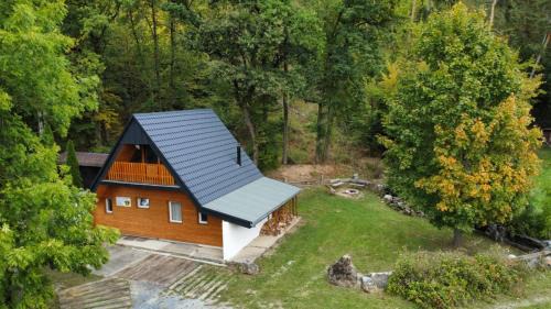 Bila Lhota House | Family-Friendly Retreat at Chata u jeskyně Mladeč
