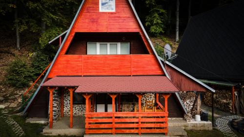 Perstejn House | Pet-Friendly Retreat at Chata Václav Údolíčko - Rated 9.1/10