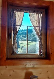 Osturna House | Kid-Friendly Retreat at Chata vo dvore – Rated 9.7/10
