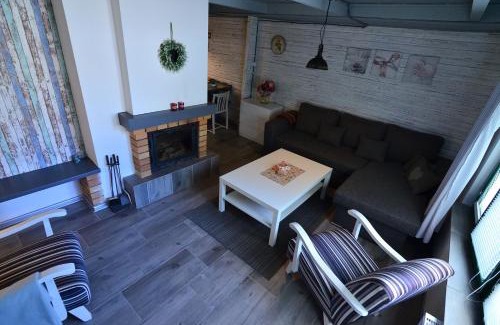 Vinne Cabin | Pet-Friendly Retreat at Chata Zelená - Zemplínska Šírava
