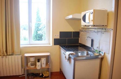 Levignac Apartment | Discover Chateâu de Faudade: Ocean View, Spa & More!