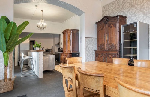 Saint-Martin-de-Commune Other | Grand Chateau De Fremont: A Castle with Pool & Family Fun