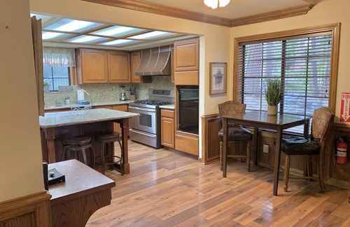 Lake Arrowhead House | Chateau Bernina: Pet-Friendly Retreat with Indoor Jacuzzi