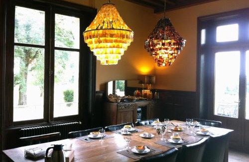 Moutiers-sur-le-Lay Bed & Breakfast | Relax at Chateau Breduriere with Oceanfront Views & Spa