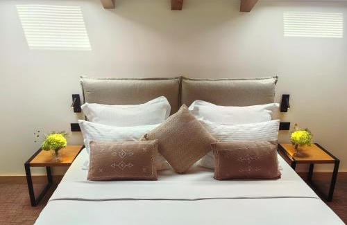 Karlovo Hotel | Explore Chateau Copsa Complex: Oceanfront Bliss Awaits