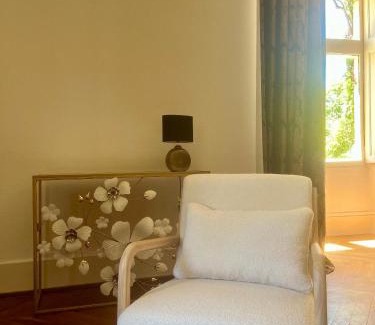 Andiran Bed & Breakfast | Child-Friendly Retreat at Chateau d'Hordosse - Rated 9.1/10