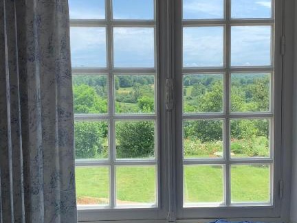Chamboret Bed & Breakfast | Pet-Friendly Retreat at Chateau de Corrigé - Rated 9/10