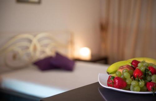 Mavrovouni Hotel | Cozy Chateau de Georges: Oceanfront Bliss Awaits You