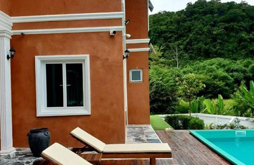 Mu Si Villa | Experience Chateau de Luxi Khao Yai with Oceanfront Views
